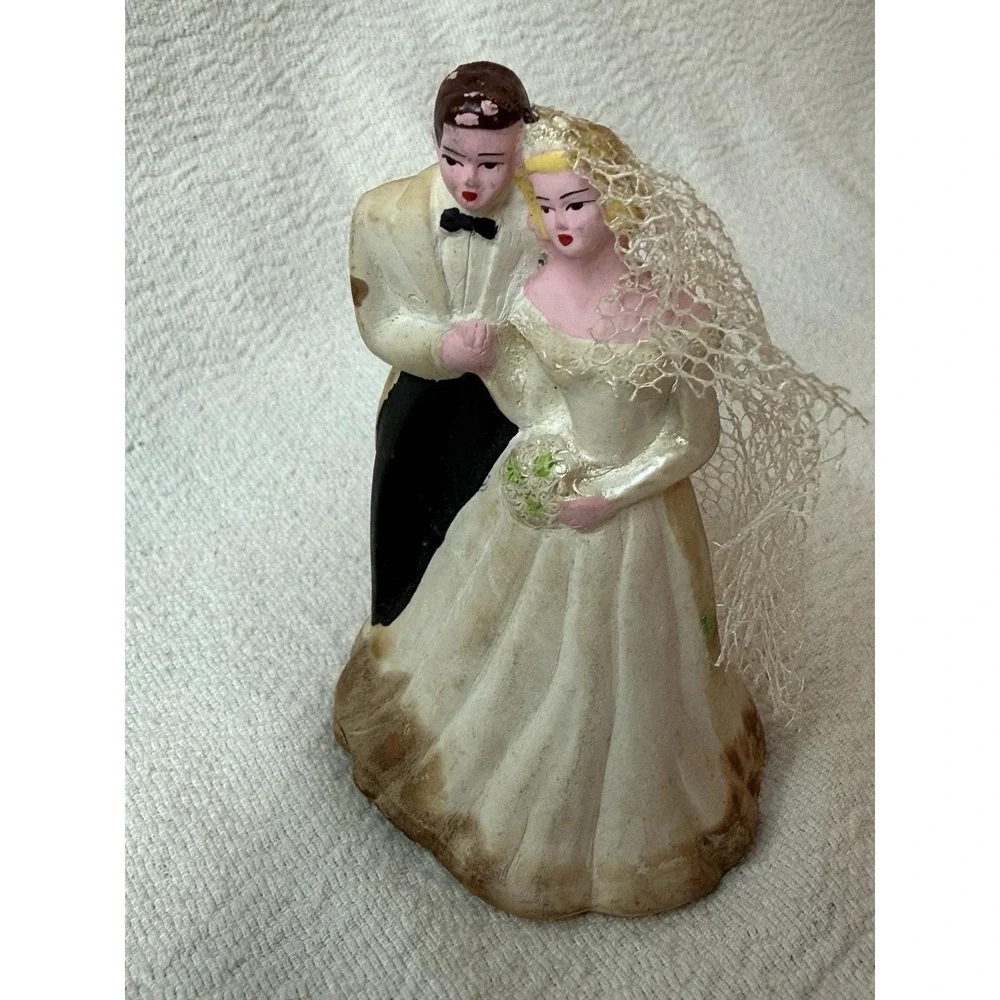 Vintage 40s 50s CHALKWARE Wedding Cake Topper Bride and Groom Veil Figurine 4